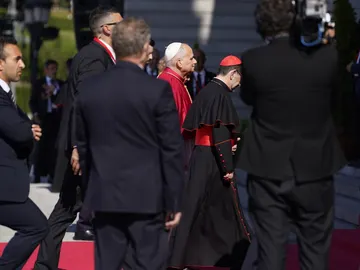 El papa Léon XIV durante la visita a la catedral de la Almudena El papa Léon XIV durante la visita a la catedral de la Almudena