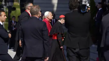 El papa Léon XIV durante la visita a la catedral de la Almudena El papa Léon XIV durante la visita a la catedral de la Almudena