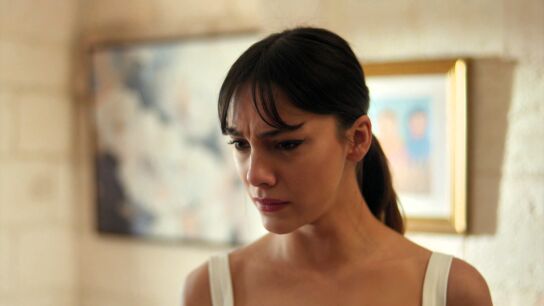Zerrin se prepara para casarse con Demir