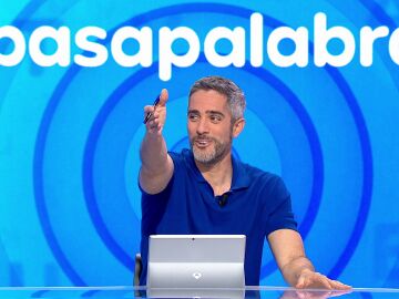&ldquo;Est&aacute;is buenos los dos&hellip;&rdquo;: Roberto Leal, desesperado con un clasicazo en La Pista