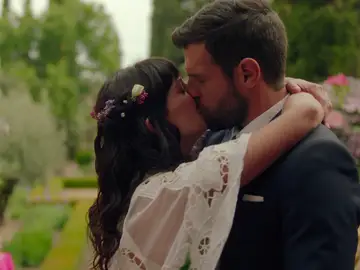Emoción, lágrimas y mucho amor: el inolvidable ‘sí, quiero’ de Daryl y Carol Emoción, lágrimas y mucho amor: el inolvidable ‘sí, quiero’ de Daryl y Carol