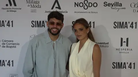 Gloria Camila Junto a su novio Álvaro García Gloria Camila Junto a su novio Álvaro García