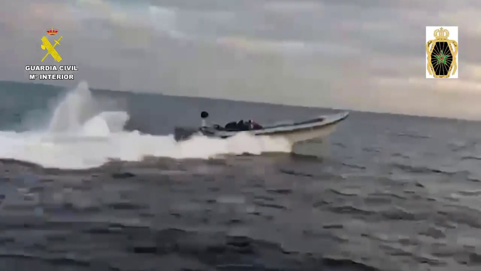 La Guardia Civil intercepta 4,8 toneladas de hachís tras una operación conjunta en el Estrecho