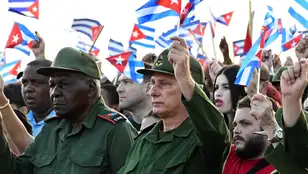 En el centro de la imagen, el presidente de Cuba, Miguel Díaz-Canel