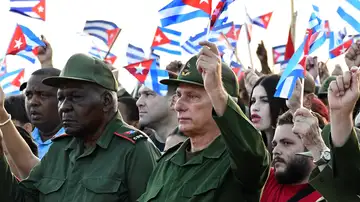 En el centro de la imagen, el presidente de Cuba, Miguel Díaz-Canel En el centro de la imagen, el presidente de Cuba, Miguel Díaz-Canel