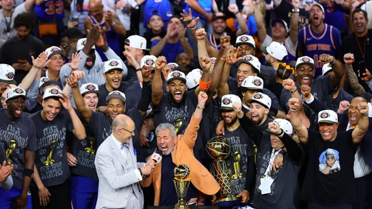 Los Knicks celebran su segundo anillo de la NBA Los Knicks celebran su segundo anillo de la NBA