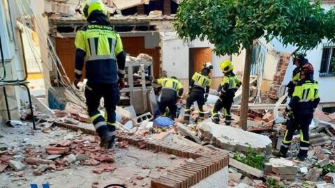 Imagen de los escombros provocados por la explosi&oacute;n de una bombona