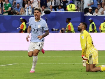 Maxi Araujo celebra su gol ante Arabia Saud&iacute;