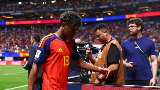 Lamine Yamal abandona el Mercedes-Benz Stadium tras el empate ante Cabo Verde Lamine Yamal abandona el Mercedes-Benz Stadium tras el empate ante Cabo Verde