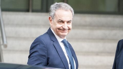 Zapatero, a su llegada a la Audiencia Nacional