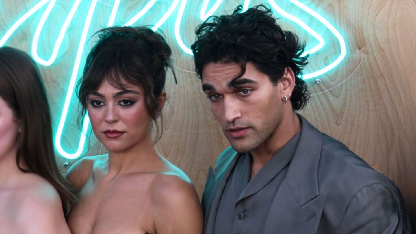Mika Abdalla y Josh Heuston de Off Campus