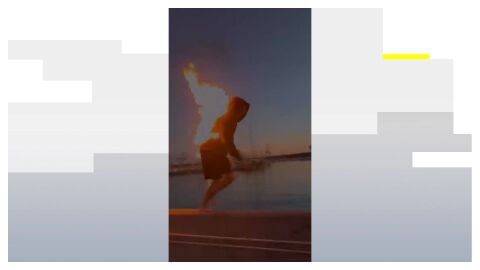 Se prende fuego y se tira al mar