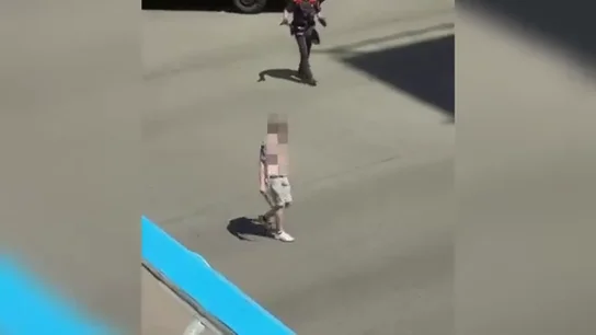 Un hombre armado con un machete en plena calle. Pánico en Barcelona: