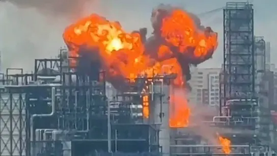 Refinería atacada por Ucrania Refinería atacada por Ucrania