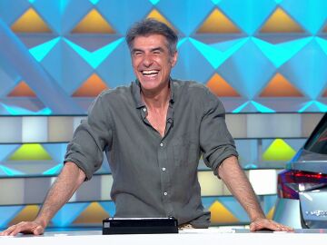 El ataque de risa de Jorge Fern&aacute;ndez ante la broma de Joaqu&iacute;n Padilla