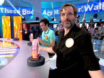 &ldquo;Se est&aacute; saliendo&rdquo;: el estreno perfecto de Juli&aacute;n Villagr&aacute;n en Pasapalabra con pleno en La Pista