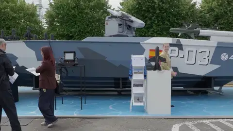 ARMMO presenta en la feria de armas de París su nuevo catamarán autónomo no tripulado de alta velocidad ARMMO presenta en la feria de armas de París su nuevo catamarán autónomo no tripulado de alta velocidad