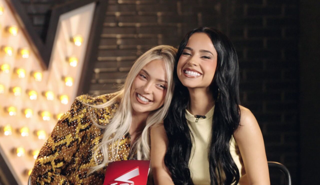 Becky G y Ana Mena