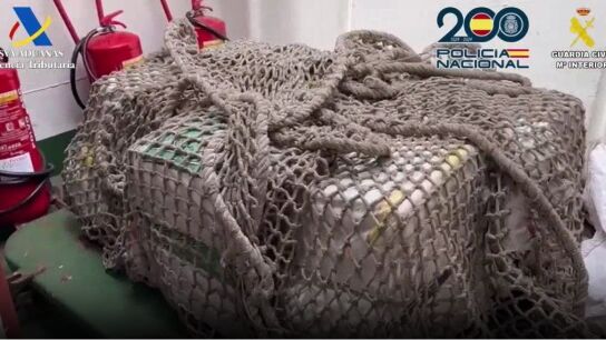 Coca&iacute;na interceptada en un velero al sur de Canarias
