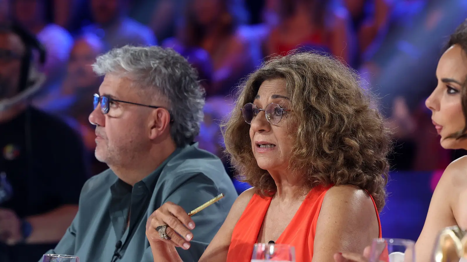 Lolita tranquiliza a María Parrado tras sus nervios sobre el escenario: “Cantar copla es muy difícil”