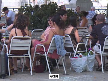El verano arranca con la primera ola de calor del a&ntilde;o y avisos extremos en gran parte de Espa&ntilde;a