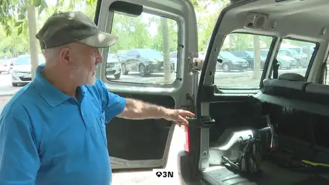 A los 80 años y tras trabajar 49 años, vive en una furgoneta porque no encuentra un alquiler que pueda pagar A los 80 años y tras trabajar 49 años, vive en una furgoneta porque no encuentra un alquiler que pueda pagar