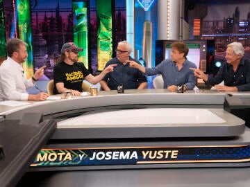 Josema Yuste, Jos&eacute; Mota, Leo Harlem y Santiago Segura recuerdan las mayores locuras de Tip: "Era un tipo genial"