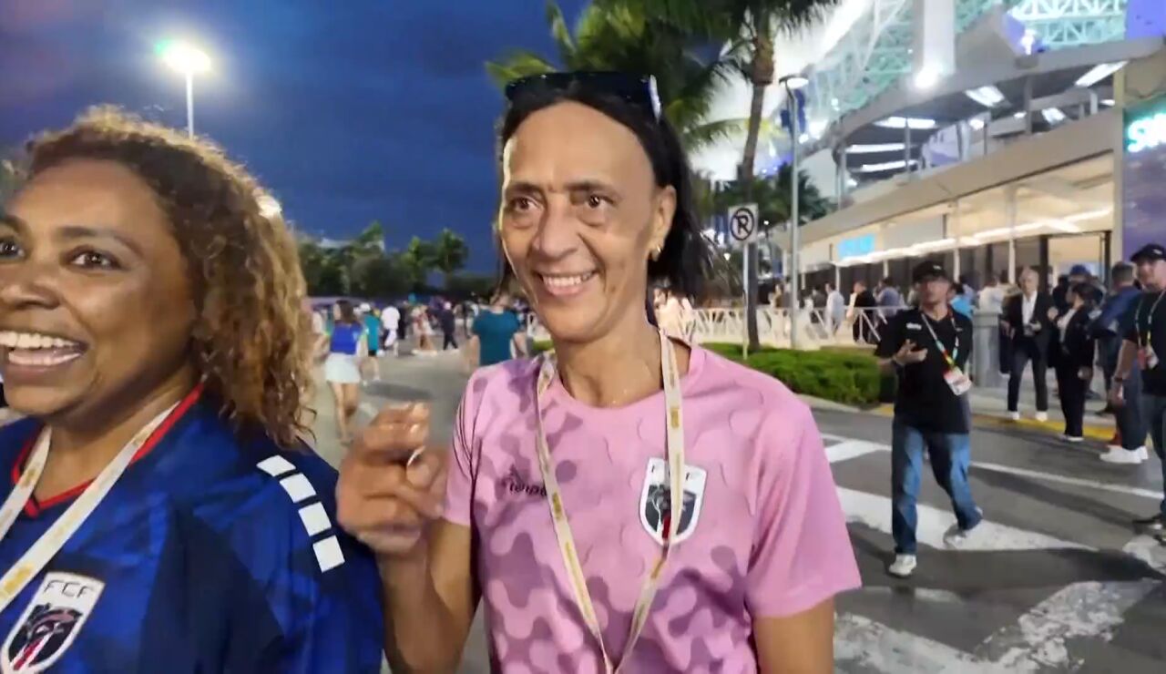 La madre de Vozinha llega al Mundial