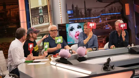 Josema Yuste, José Mota, Leo Harlem y Santiago Segura se enfrentan al debate más absurdo de Trancas y Barrancas Josema Yuste, José Mota, Leo Harlem y Santiago Segura se enfrentan al debate más absurdo de Trancas y Barrancas