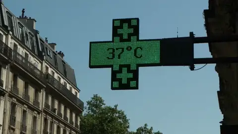 Imagen de un termómetro exterior en Francia Imagen de un termómetro exterior en Francia