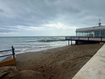 Imagen de archivo de una playa de Fuengirola, M&aacute;laga
