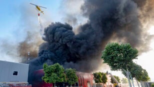Imagen del incendio en Yecla 