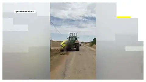 Tractor embiste el coche del cobrador del Frac Tractor embiste el coche del cobrador del Frac