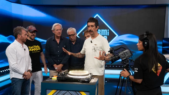 Marron desafía a la vista con una ilusión óptica en homenaje a Tip en El Hormiguero Marron desafía a la vista con una ilusión óptica en homenaje a Tip en El Hormiguero
