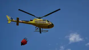 Activada la situación operativa 2 por el incendio en Ezcabarte (Navarra) Un helicóptero trata de apagar un fuego, a 25 de junio de 2026, en Ezcabarte, Navarra (España). El Gobierno de Navarra ha activado a las 18.45 horas la situación operativa 2 del Plan Especial de Protección Civil por Incendios Forestales (INFONA) de acuerdo a los datos actuales sobre el desarrollo del incendio forestal que está teniendo lugar en las faldas del monte San Cristóbal. El aviso por el fuego se ha dado a las 17.42 horas. El incendio se ha originado en un campo situado en la falda de...