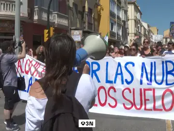 Cádiz vuelve a salir a la calle por el derecho a una vivienda digna Cádiz vuelve a salir a la calle por el derecho a una vivienda digna