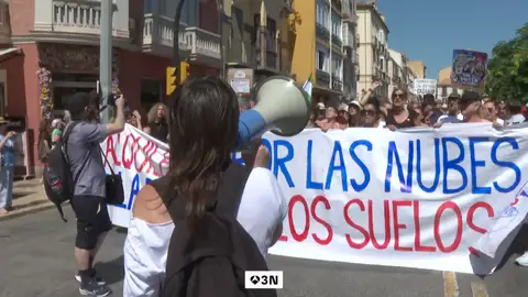 Cádiz vuelve a salir a la calle por el derecho a una vivienda digna Cádiz vuelve a salir a la calle por el derecho a una vivienda digna