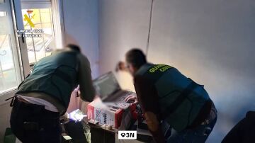 Detenido un ciberdepredador sexual que enga&ntilde;&oacute; a m&aacute;s de 20 menores haci&eacute;ndose pasar por un ni&ntilde;o en Alicante 