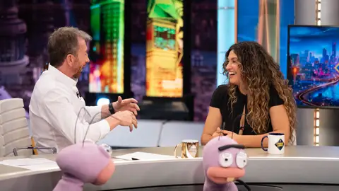 "No pertenezco a esto": La curiosa 'manía' de Esperansa Grasia que ha dejado sin palabras a Pablo Motos "No pertenezco a esto": La curiosa 'manía' de Esperansa Grasia que ha dejado sin palabras a Pablo Motos
