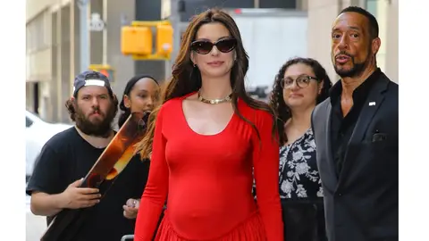 Anne Hathaway en la promoción de La odisea Anne Hathaway en la promoción de La odisea