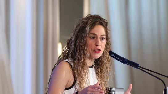 Lara Hernández abandona Sumar tras archivarse la denuncia por acoso laboral que tacha de "campaña de desprestigio" Lara Hernández abandona Sumar tras archivarse la denuncia por acoso laboral que tacha de "campaña de desprestigio"