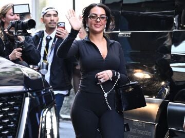 Georgina Rodr&iacute;guez con un conjunto de Mimoa