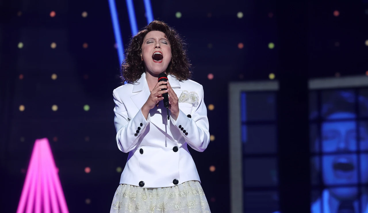 ¡Qué voz! María Parrado pone al público en pie como Céline Dion