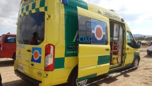 Imagen de una ambulancia del Centro de Emergencias Sanitarias 061