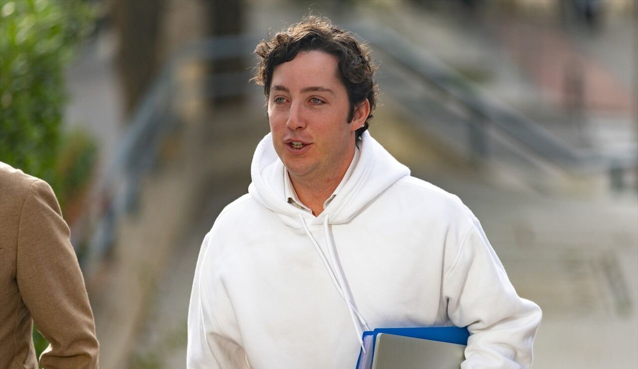 Francisco Nicol&aacute;s G&oacute;mez Iglesias, conocido como El Peque&ntilde;o Nicol&aacute;s, llegando a un juicio en la Audiencia Provincial de Madrid, a 7 de noviembre de 2022, en Madrid.