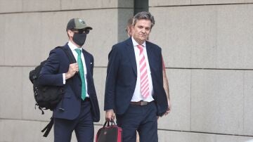 El comandante de la Guardia Civil Rub&eacute;n Villalba, a su llegada a la Audiencia Nacional, el 7 de julio de 2026 en Madrid.