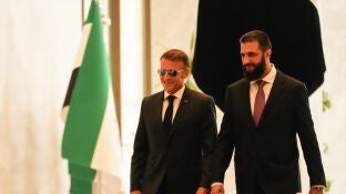 Emanuel Macron y Ahmad al-Sharaa