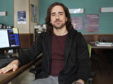 "Es un poco peliculero, pero le encanta este oficio": Miguel Canalejo presenta a Jacobo