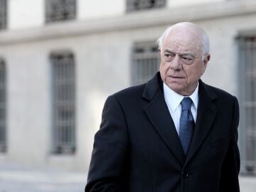 El expresidente del BBVA, Francisco Gonz&aacute;lez, a su llegada a la Audiencia Nacional, en noviembre de 2019