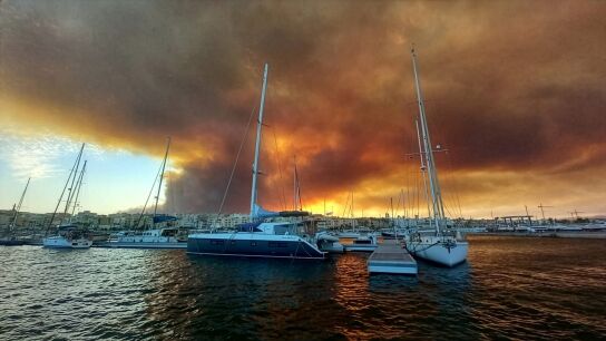 La Junta de Andaluc&iacute;a apunta a que un tendido el&eacute;ctrico podr&iacute;a ser la causa del incendio en Los Gallardos 